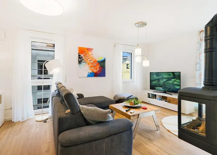 Apartment 1 Bedroom In *